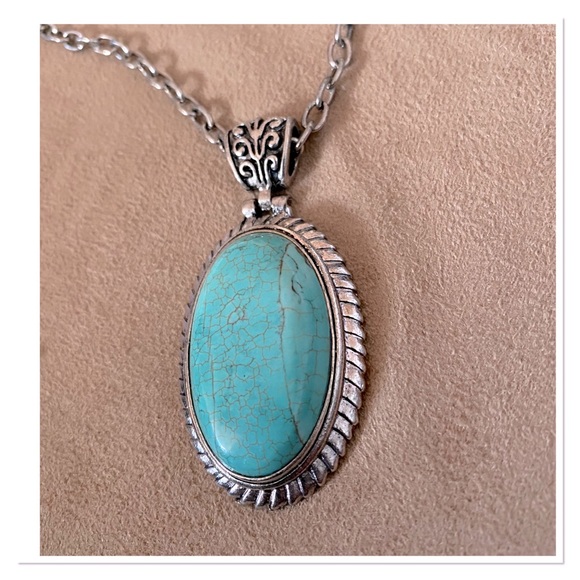 New Turquoise Statement Necklace - Picture 2 of 3